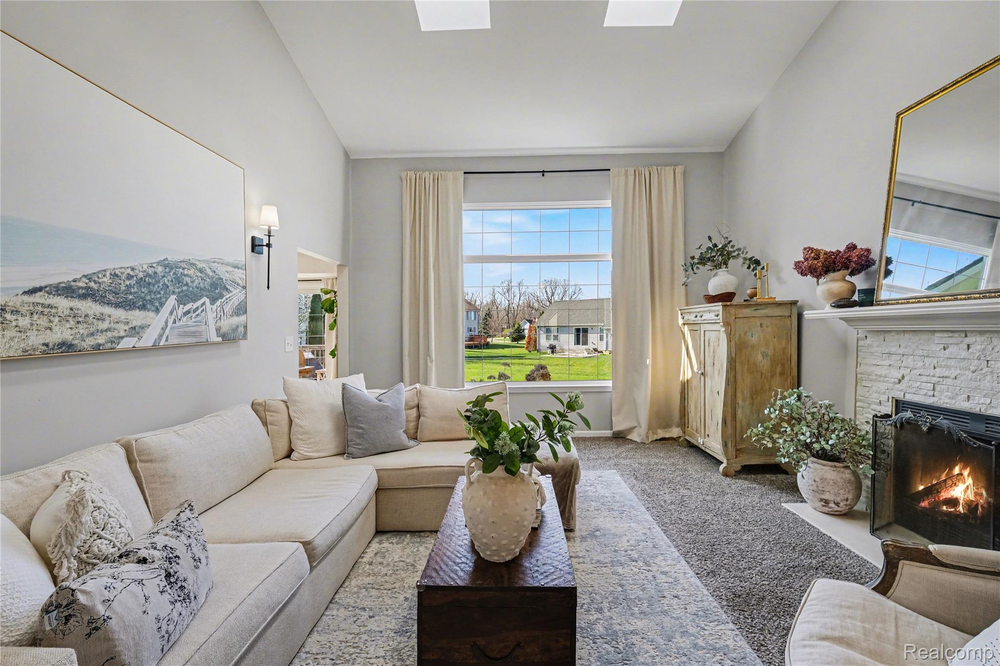 1292 Theresa Drive