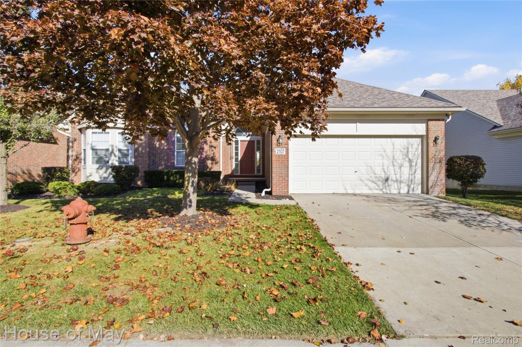 Photo of 2107 Red Maple Lane #1, Commerce Charter Township, MI 48390 (MLS # 20261085851)