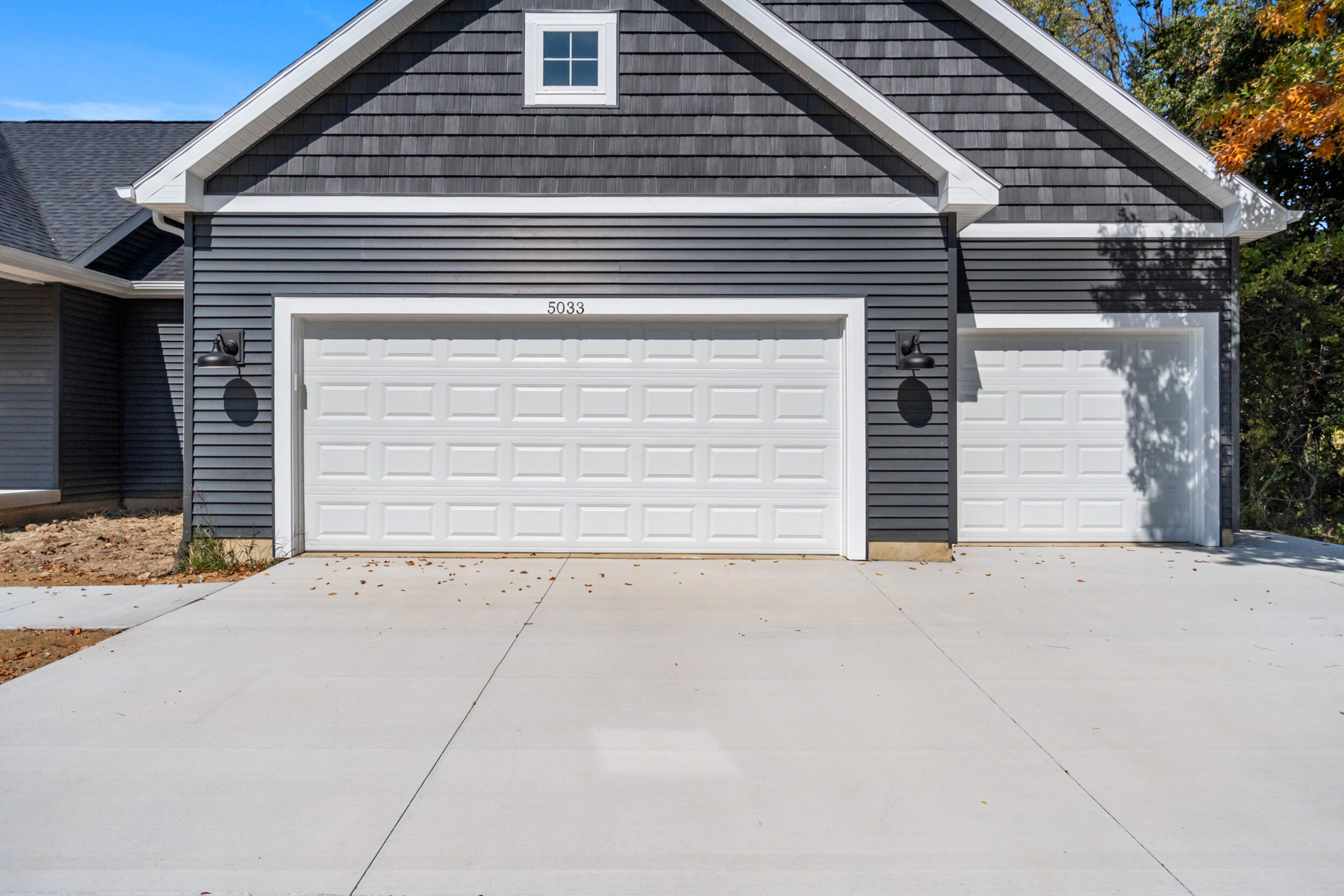 5033 Ikram Oaks Drive