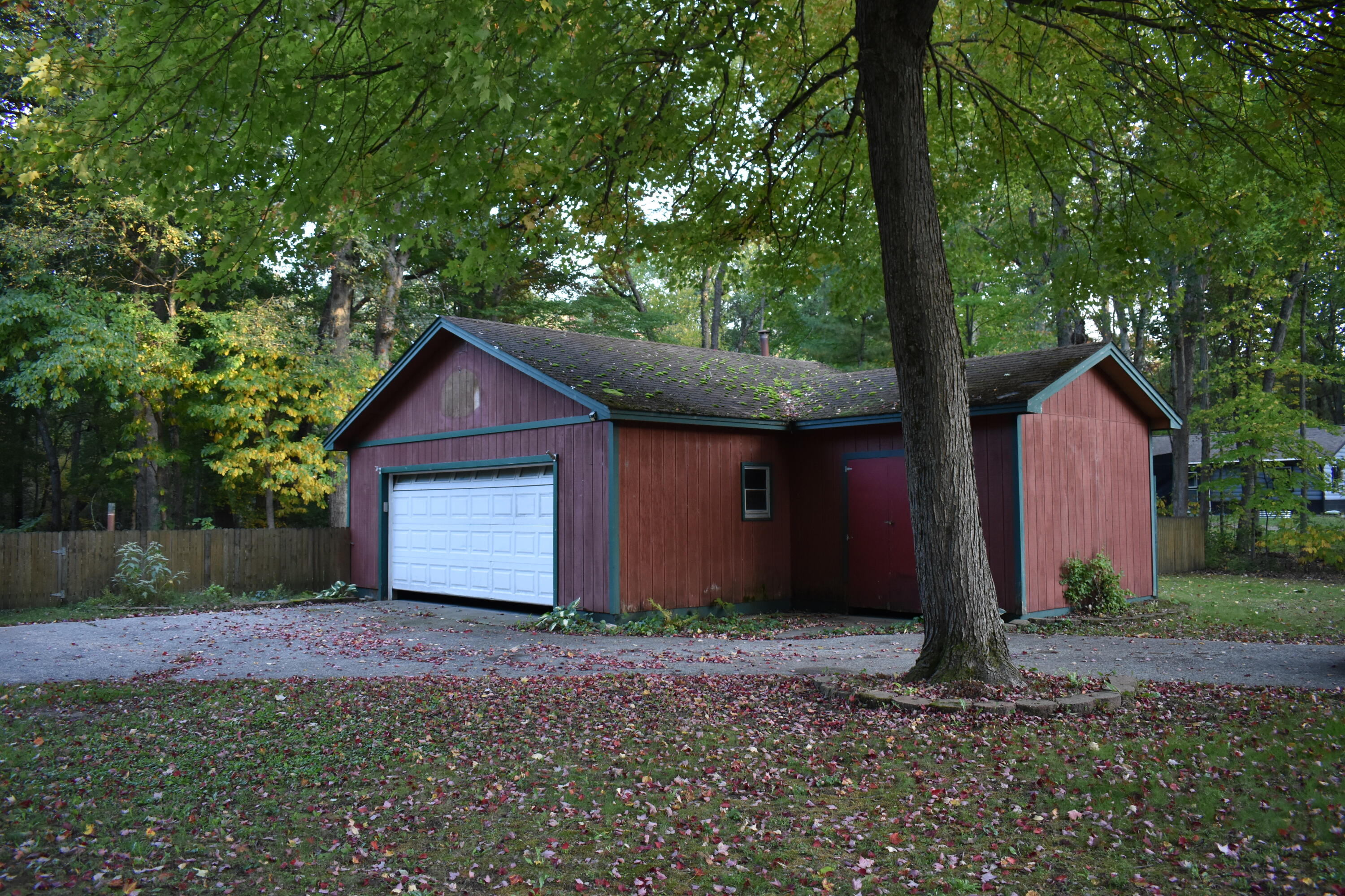 280 N Northwood Drive