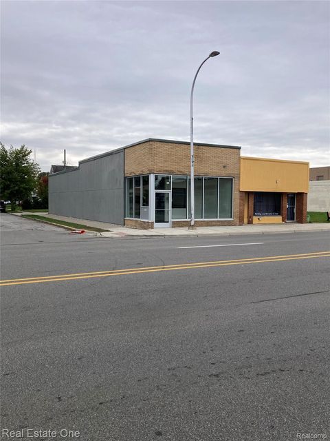 4105 12 Mile Road Berkley City MI 48072