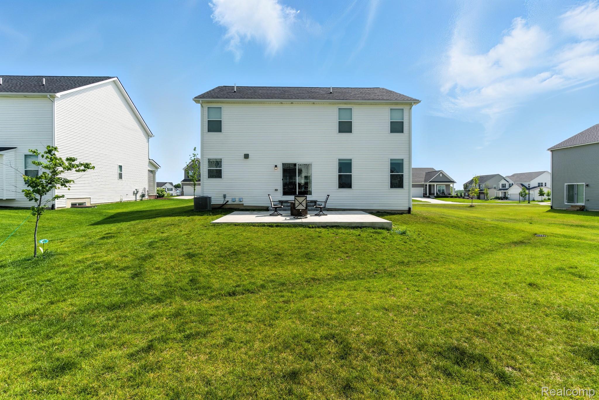 2727 Wheatfield Way
