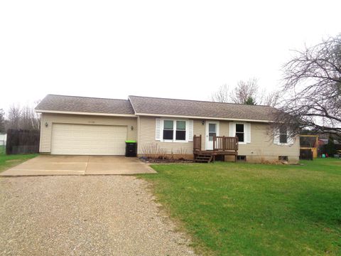 2108 S Sara Drive Lake Township MI 49651