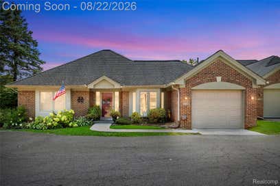 21388 Magnolia Court Farmington Hills City MI 48336