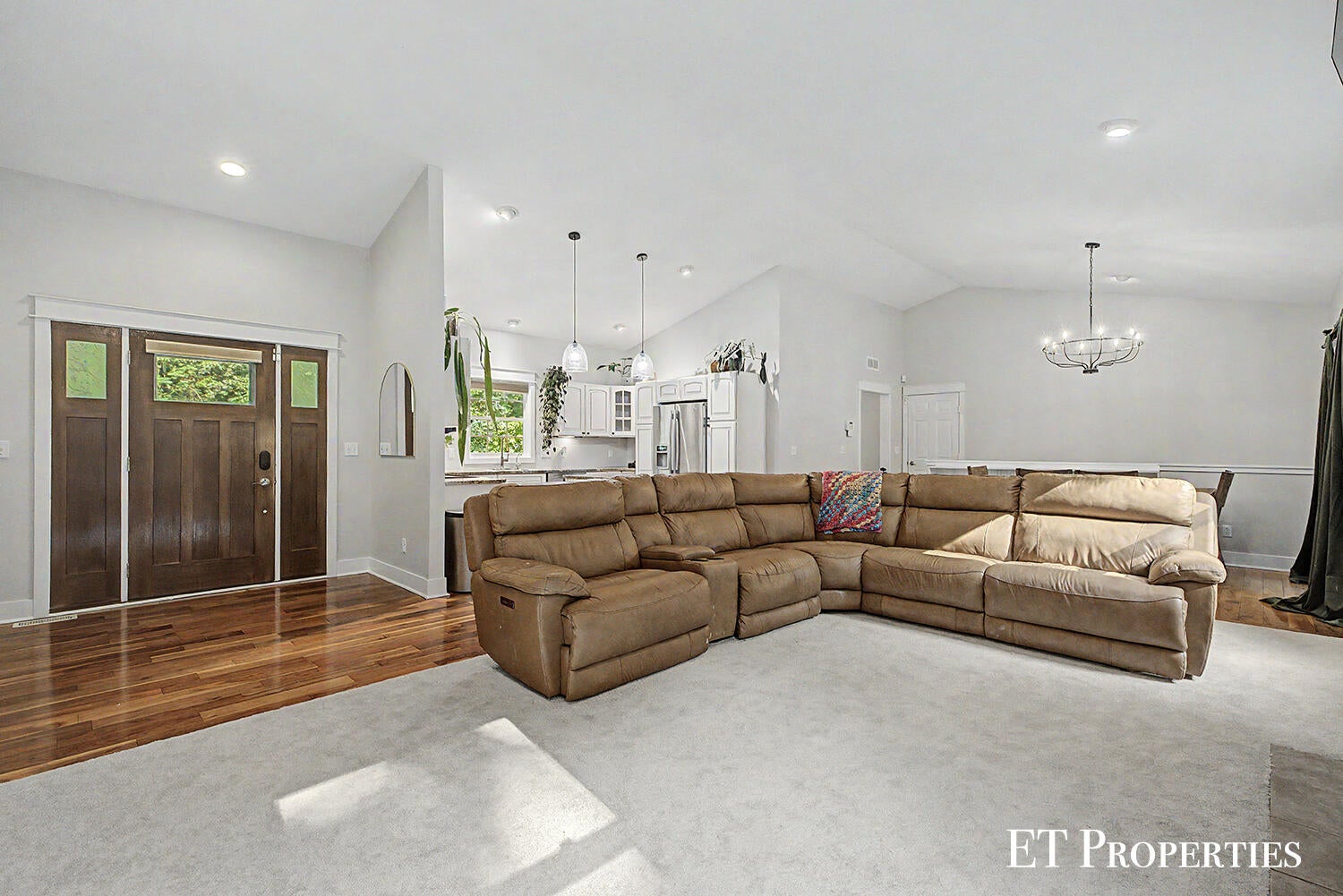 7801 Cascade Road SE