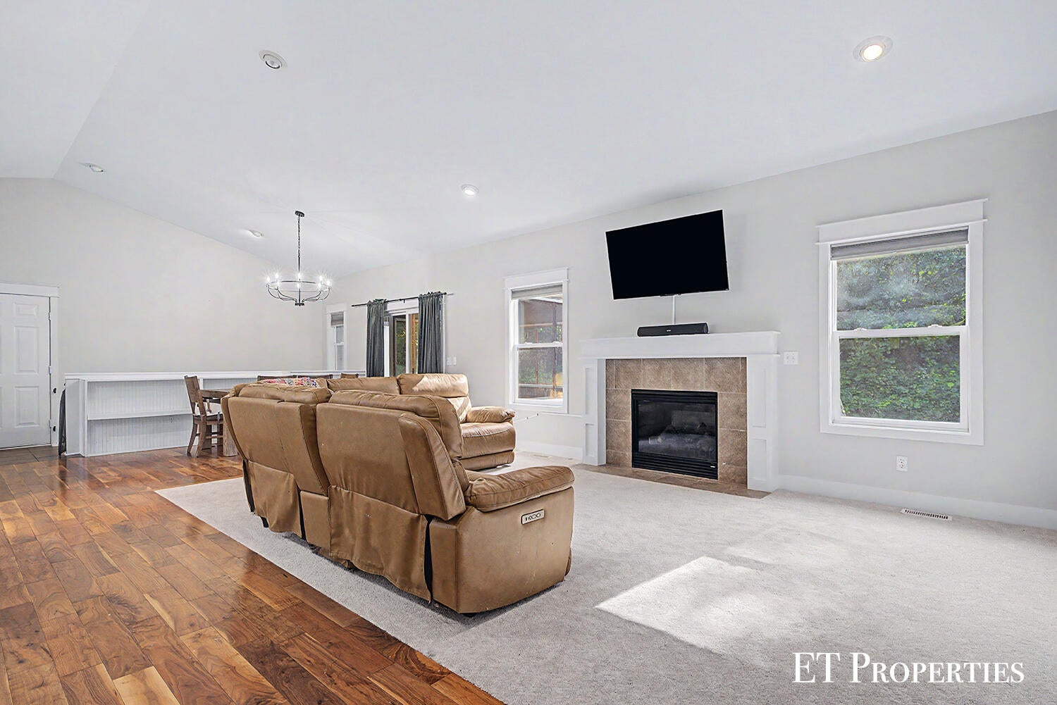 7801 Cascade Road SE