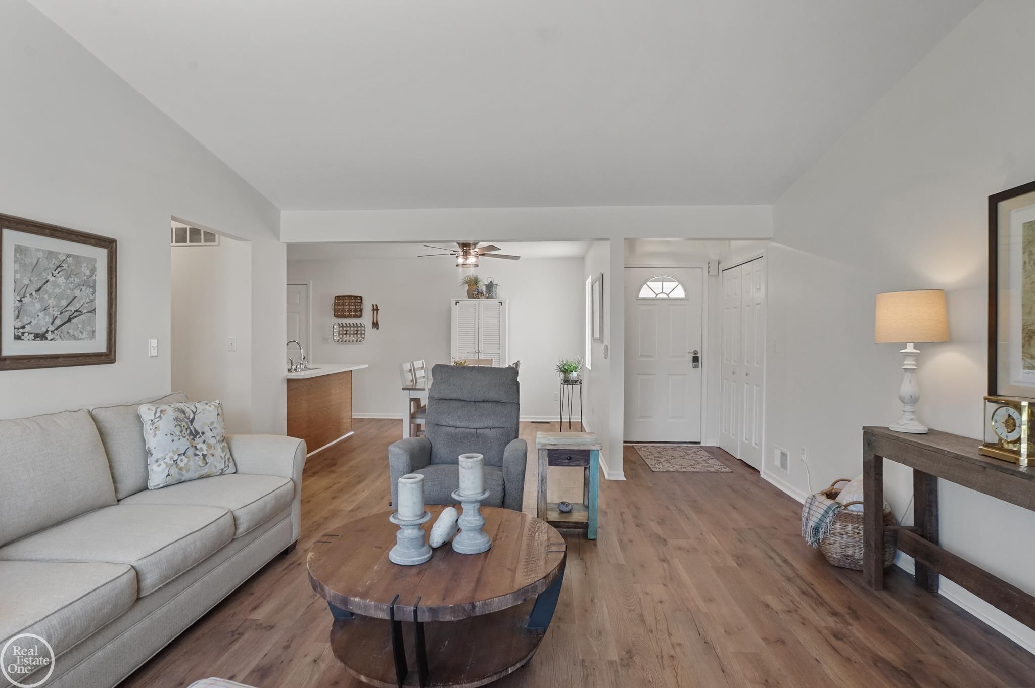 53261 Butternut Street