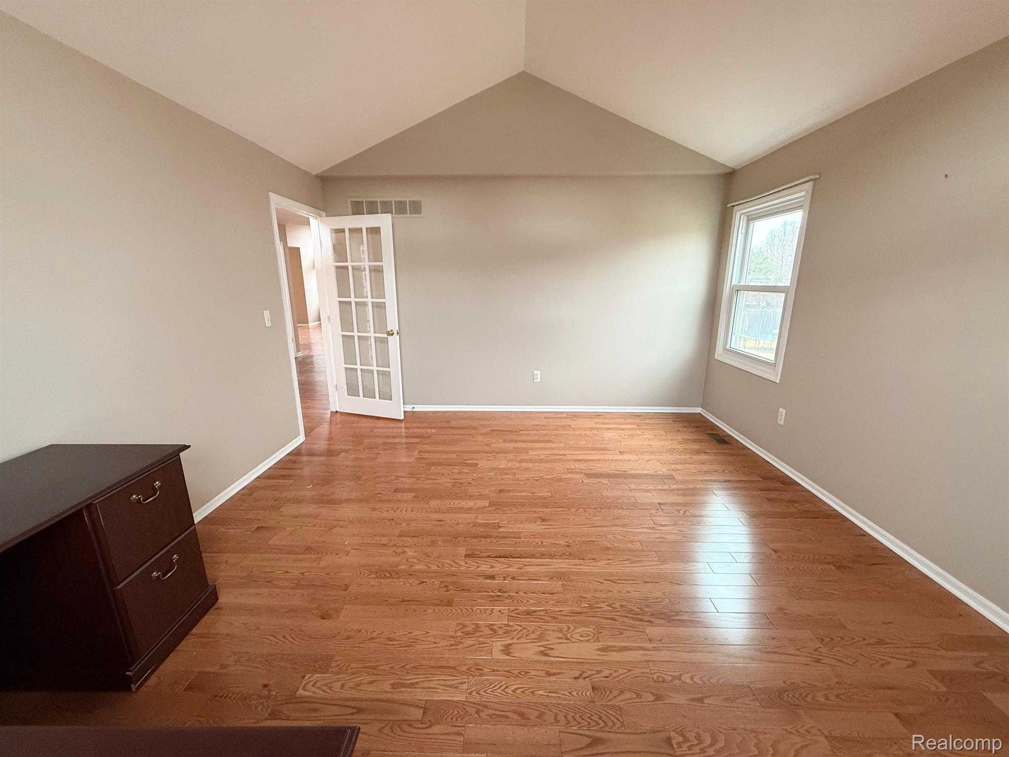 28975 HEARTHSTONE Drive