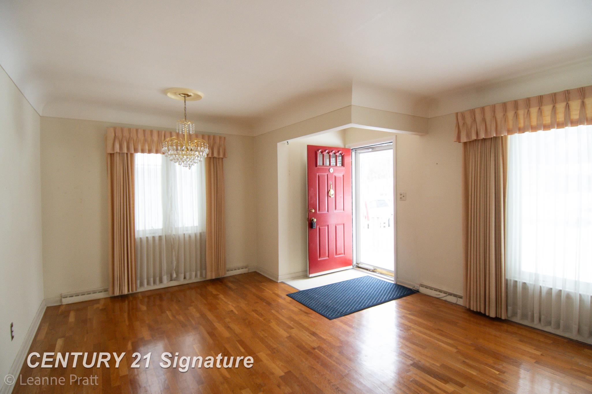 605 Hut West Dr Drive