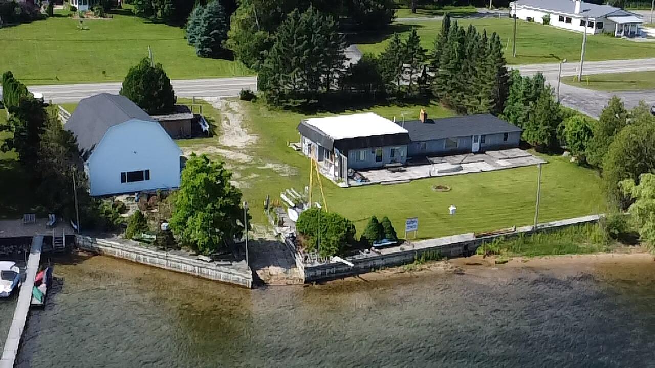 4472 Crescent Beach Rd. Road