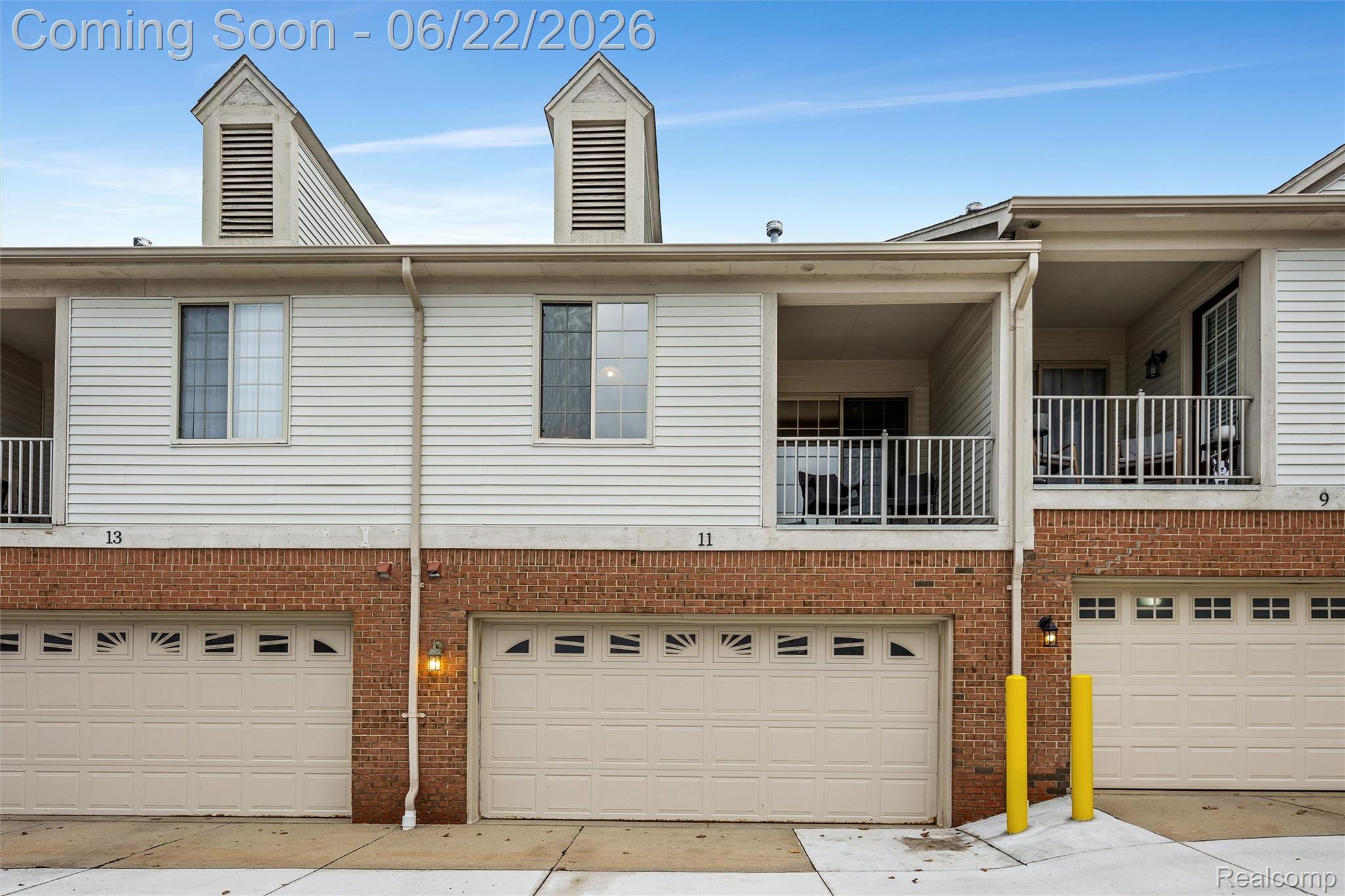 11 N Squirrel Road