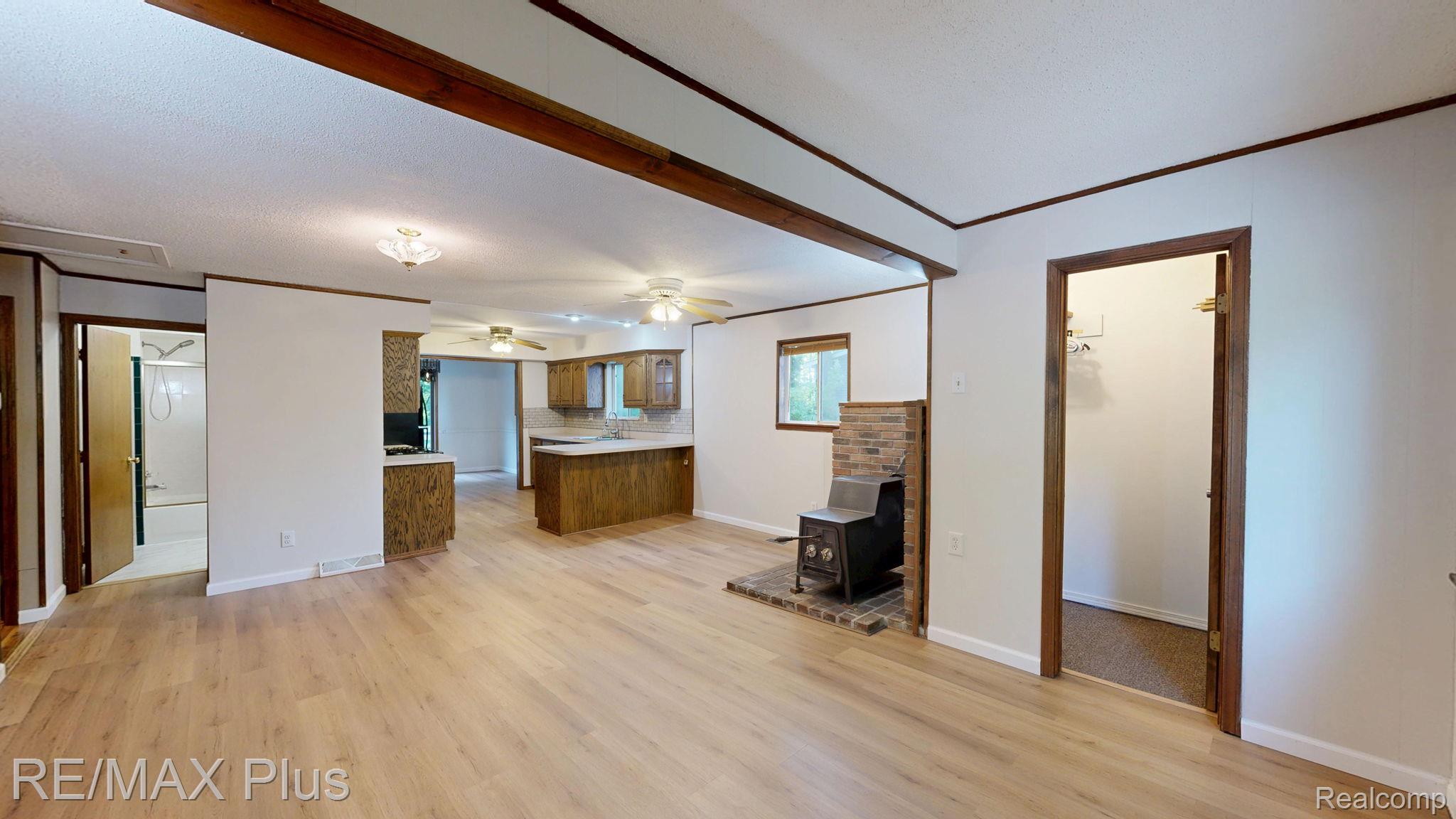 2047 Hickory Drive