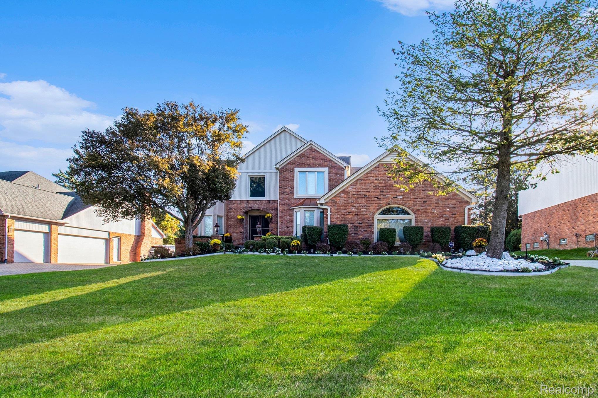 1941 Mapleridge Road