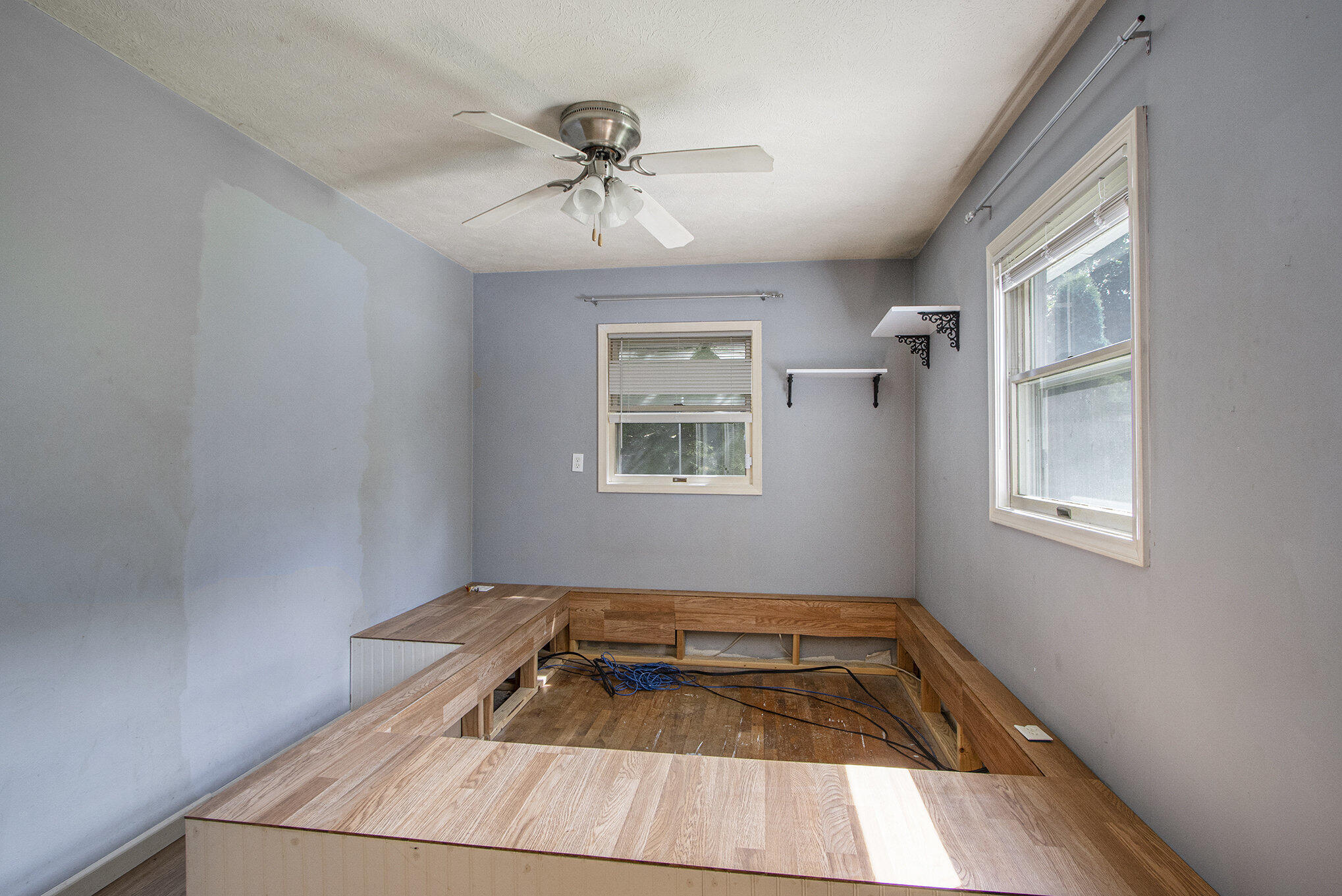 Portage City, Michigan 49024, United States, 3 Bedrooms Bedrooms, ,4 BathroomsBathrooms,Residential,Active,207285