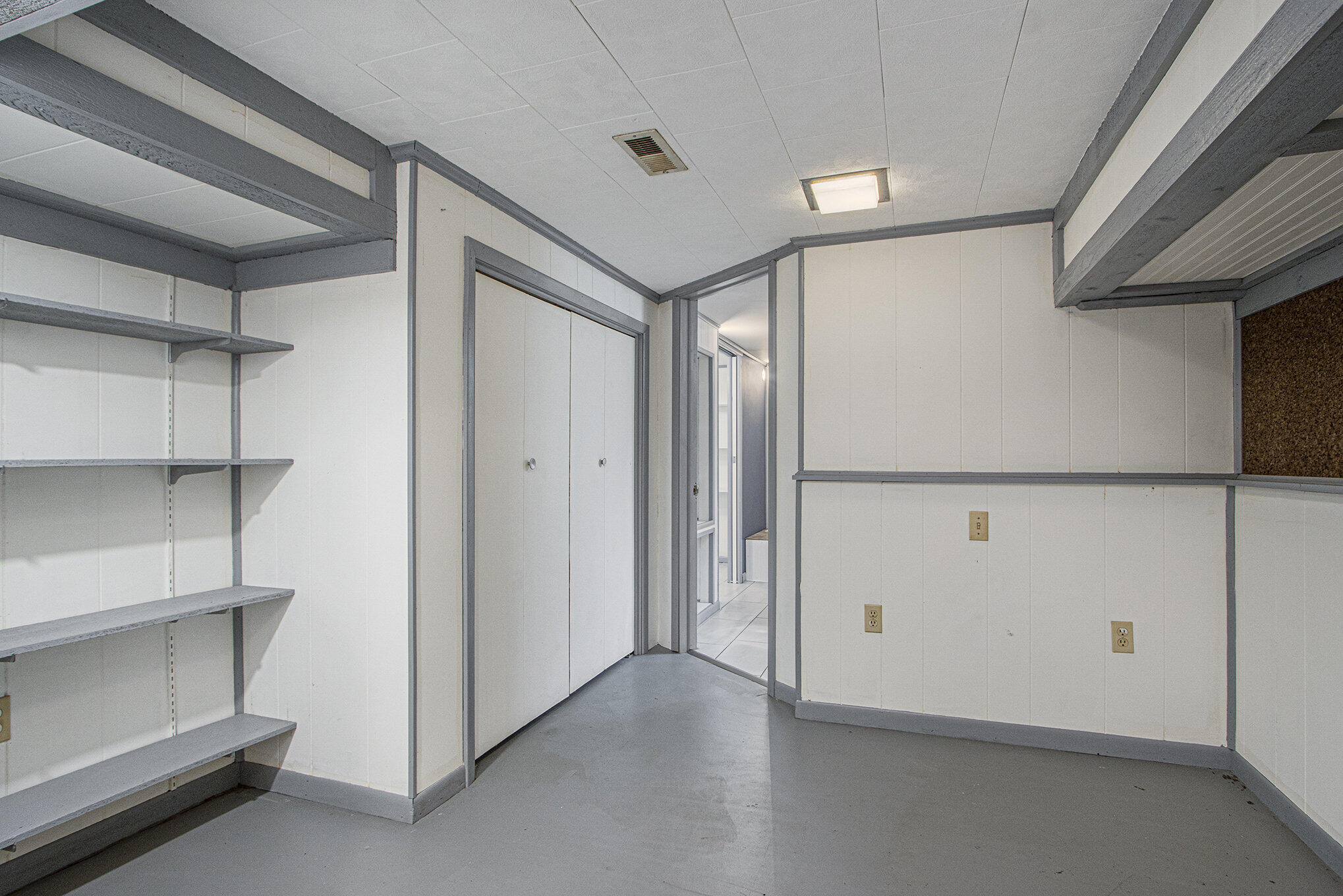 Portage City, Michigan 49024, United States, 3 Bedrooms Bedrooms, ,4 BathroomsBathrooms,Residential,Active,207285