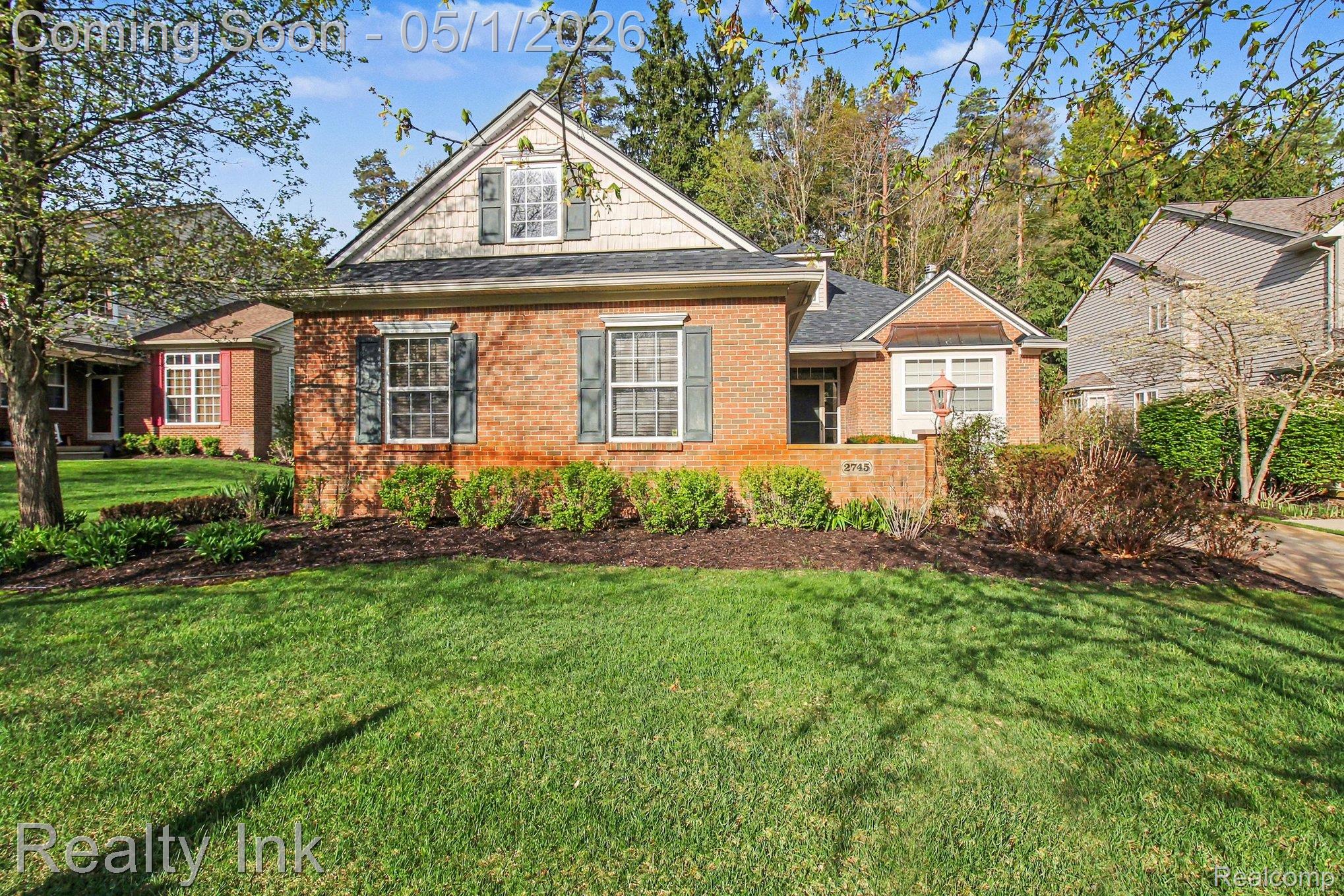 2745 Signature Circle