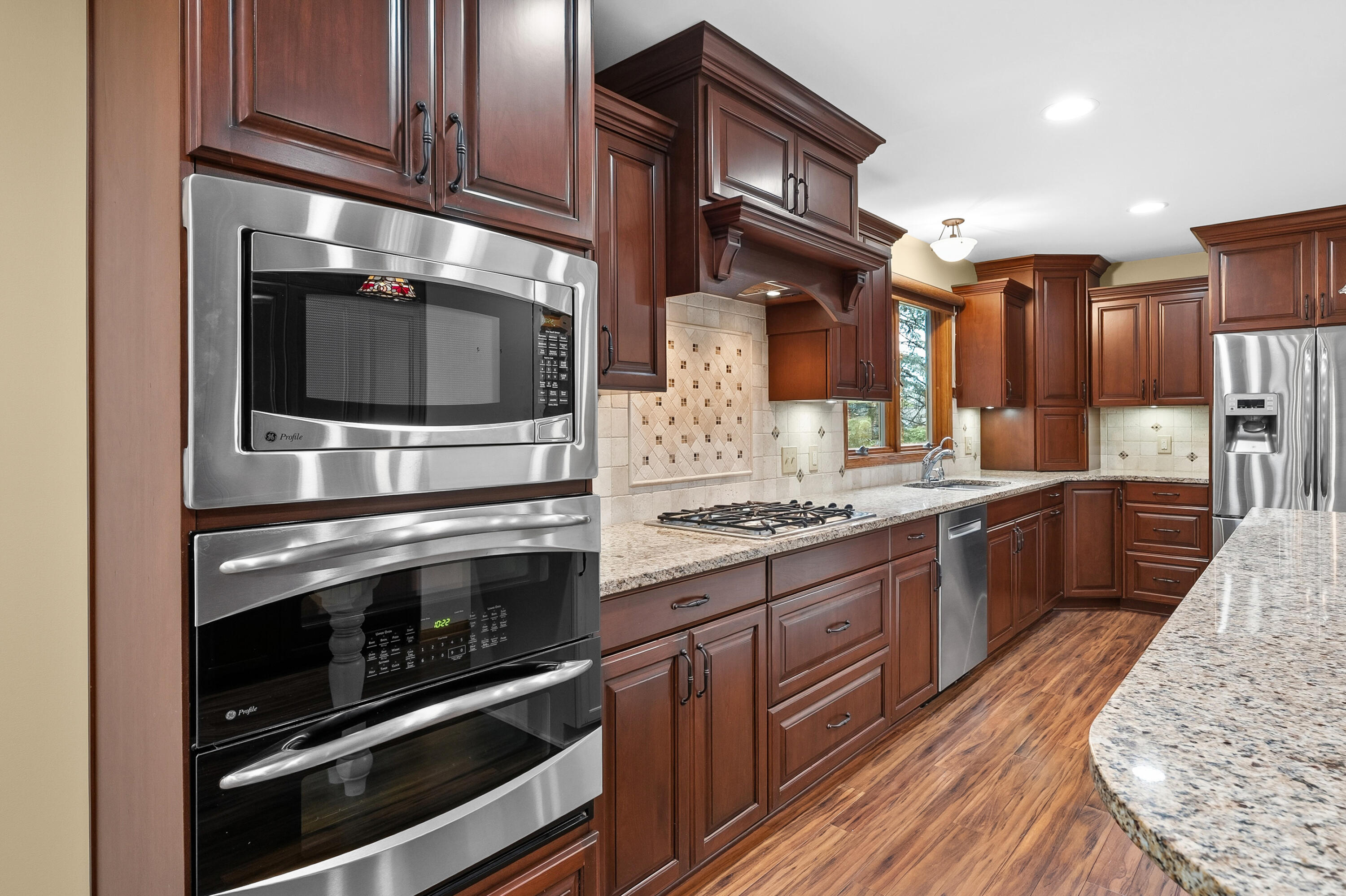 5471 Gatwick Court