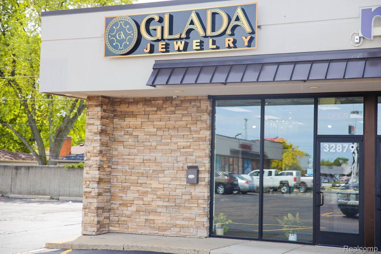 32879 SCHOENHERR Road