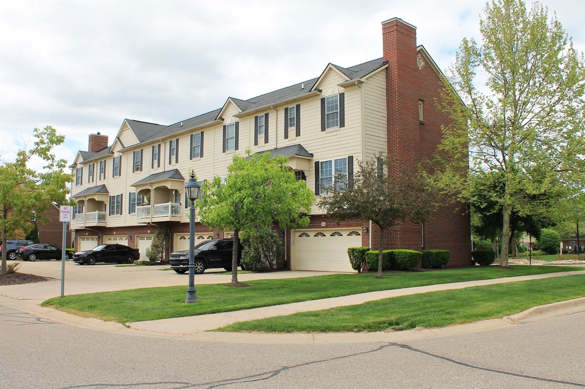 45862 S STONEWOOD Road 218
