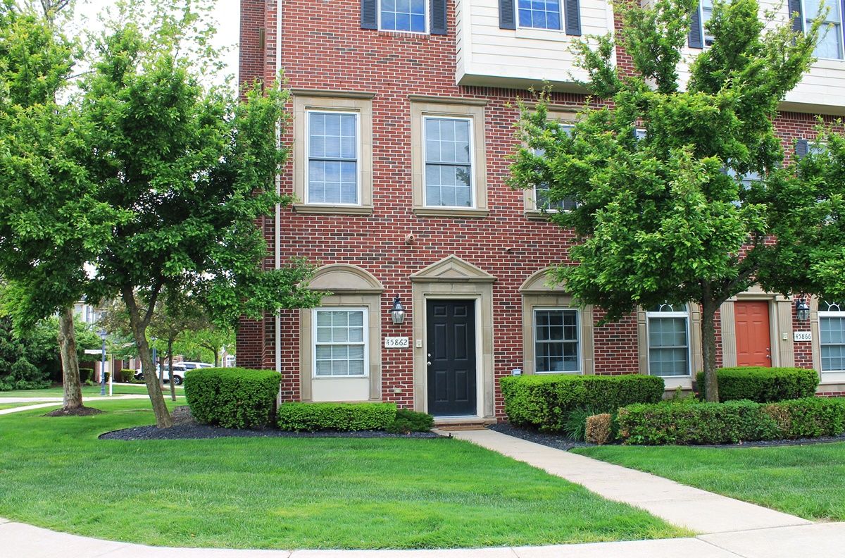 45862 S STONEWOOD Road 218