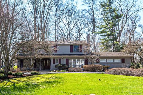 25933 Hersheyvale Drive Franklin Village MI 48025