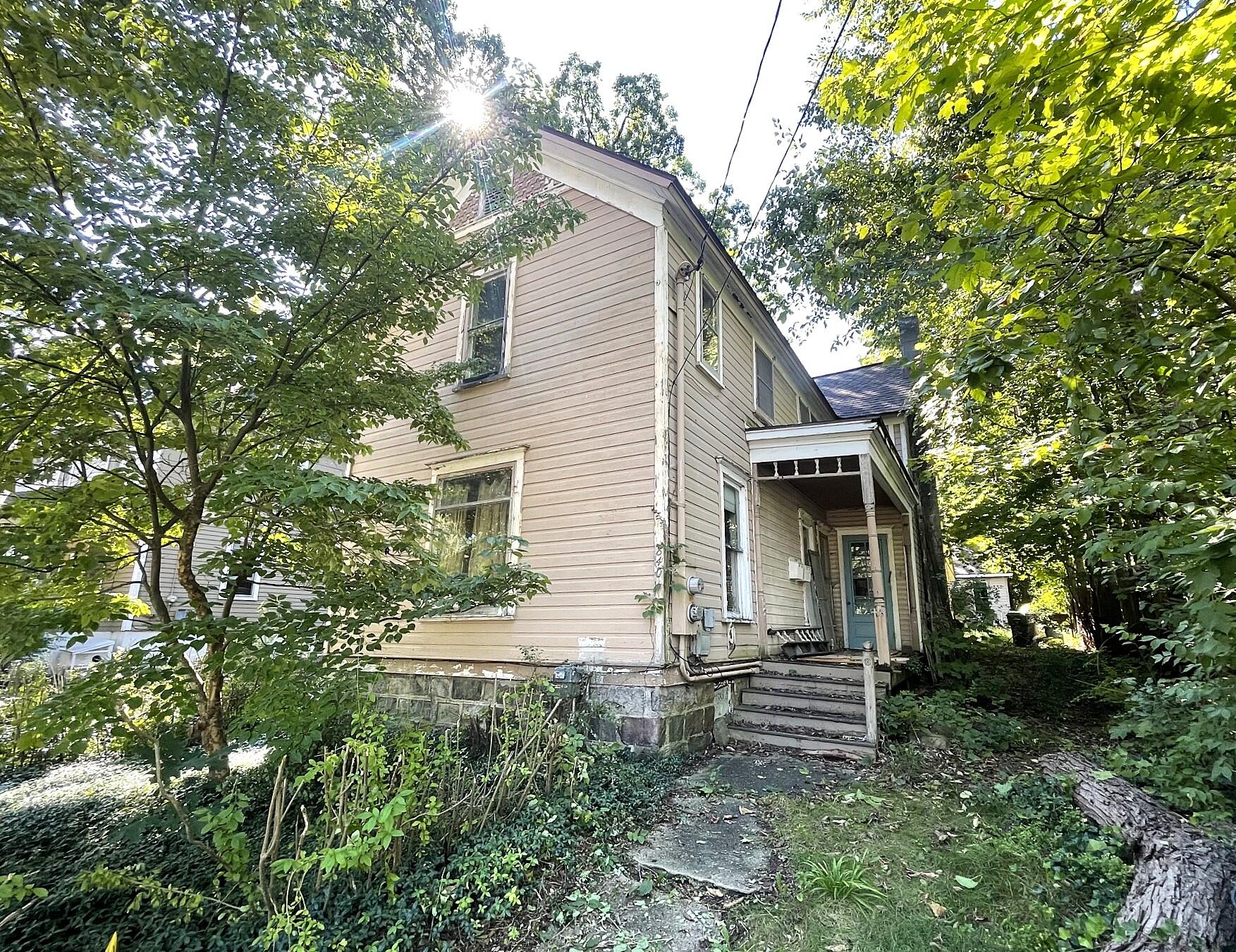 840 Village Street