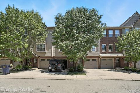 2206 Knotty Pine Trail Howell City MI 48855