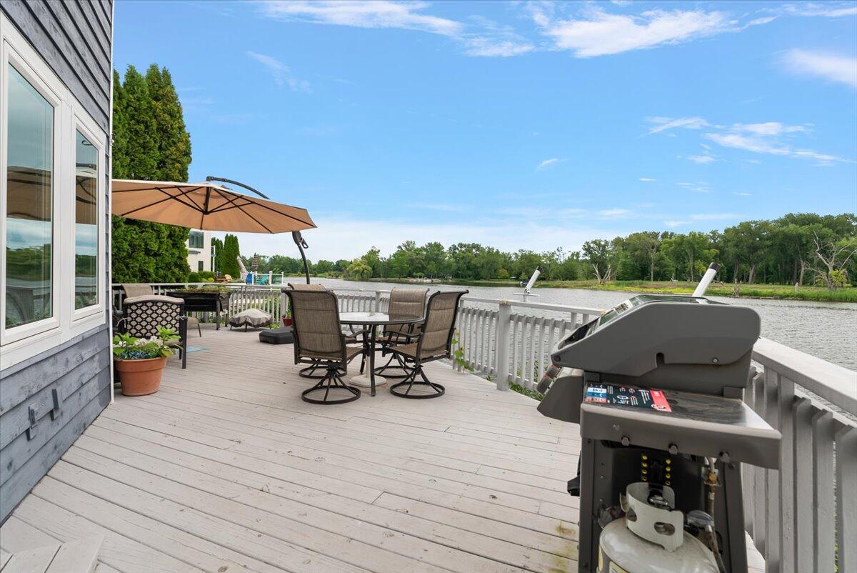 2201 Riverside Pointe Drive