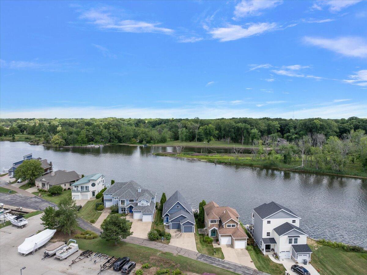2201 Riverside Pointe Drive