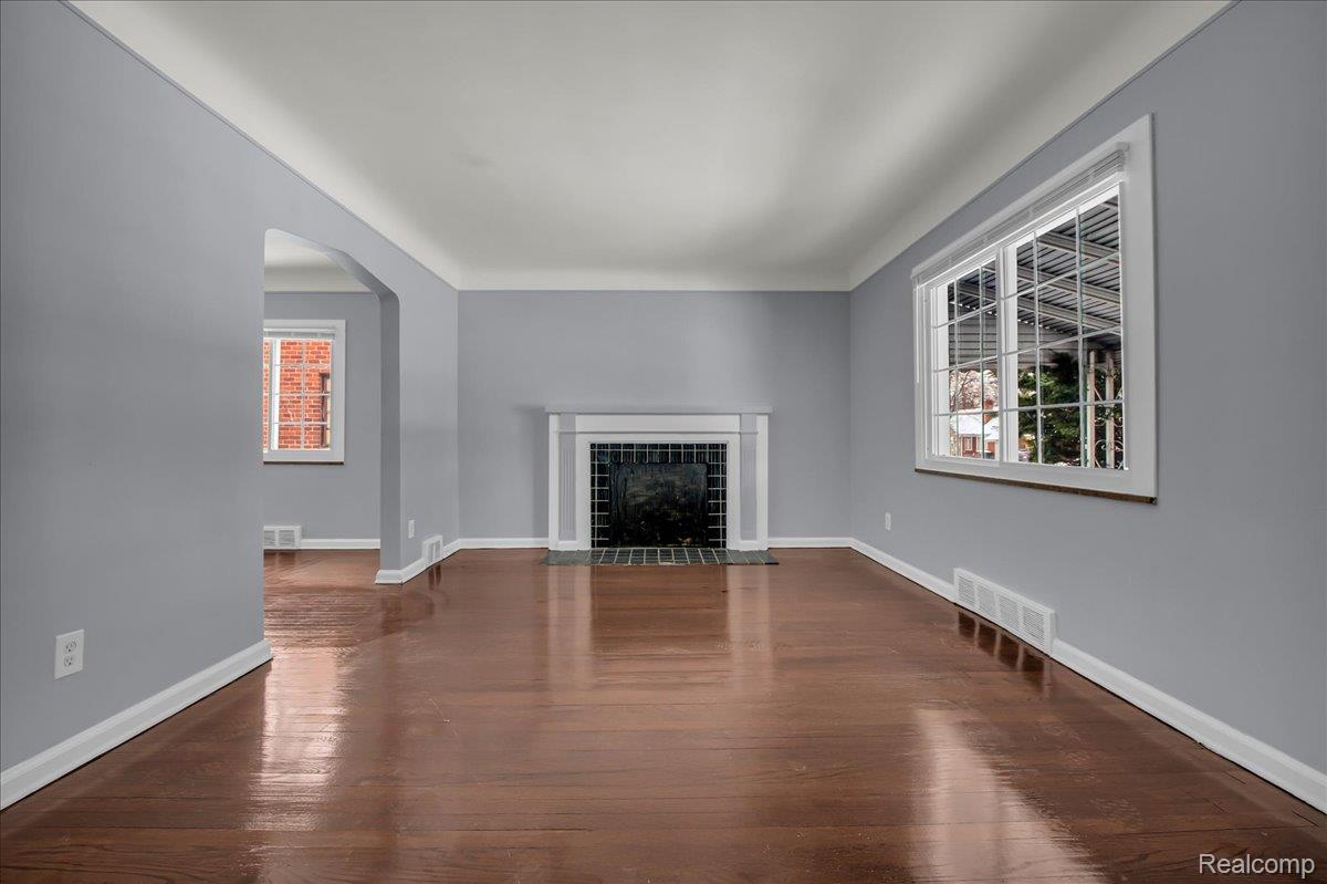 17212 Sunderland Road