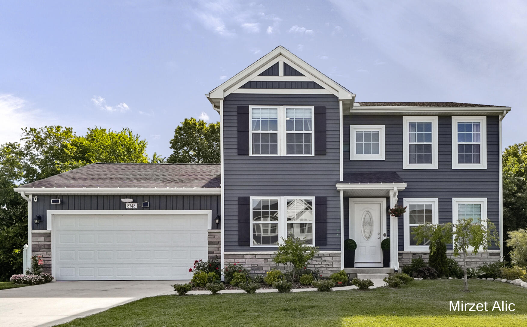 8748 Prairie Stone Drive SW