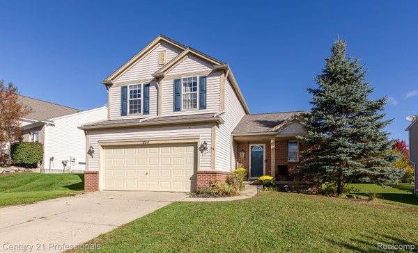 858 CANYON CREEK DR, HOLLY, MI 48442 - Image dac9e901ec1bc61dc3376e1c80e4ea8d/4226305868
