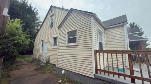 Tiny photo for 9565 Winthrop ST, Detroit City, MI 48227 (MLS # 81026054561)