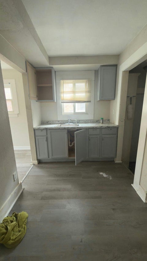 Tiny photo for 9565 Winthrop ST, Detroit City, MI 48227 (MLS # 81026054561)