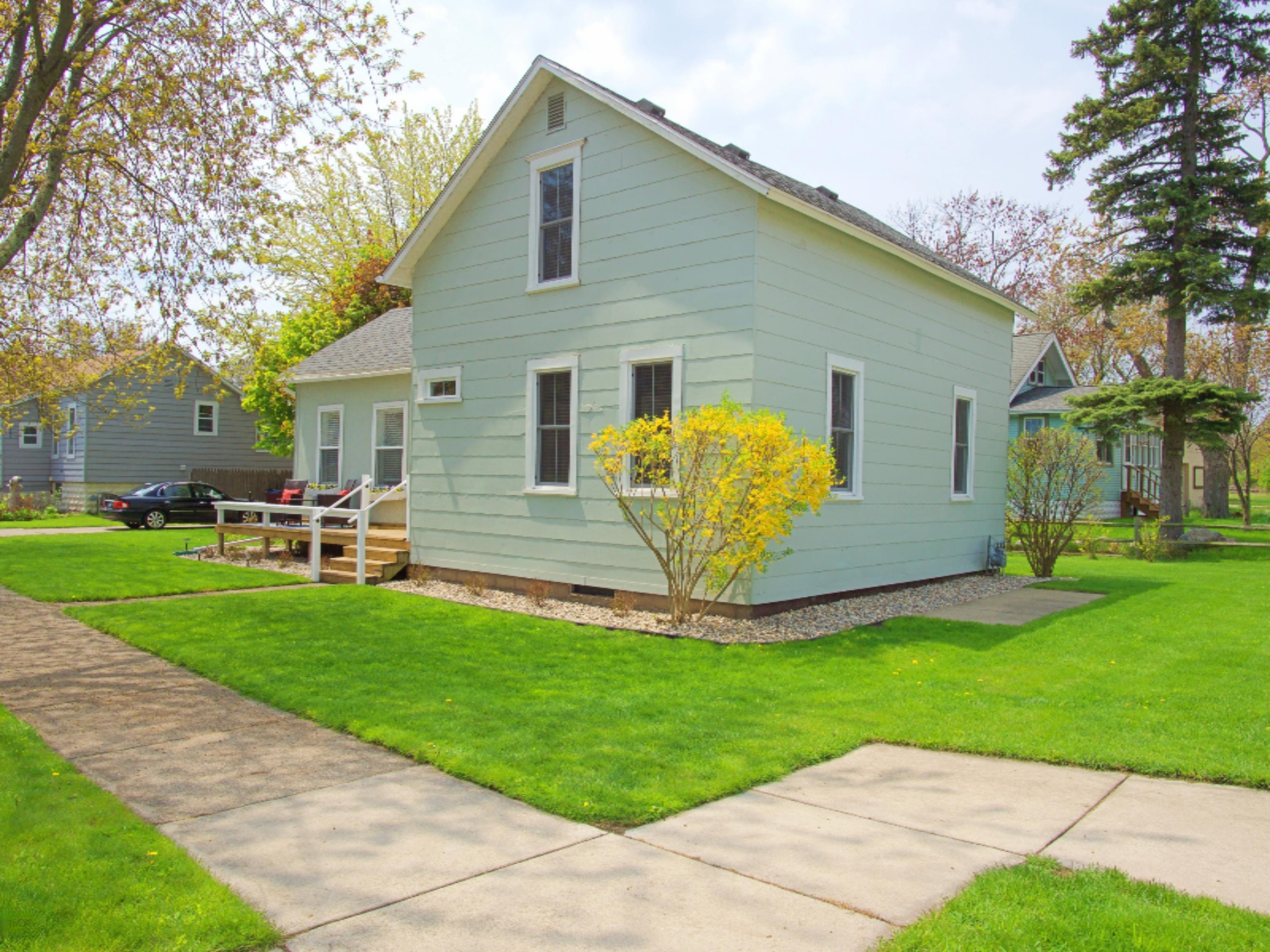 621 N 5th Street