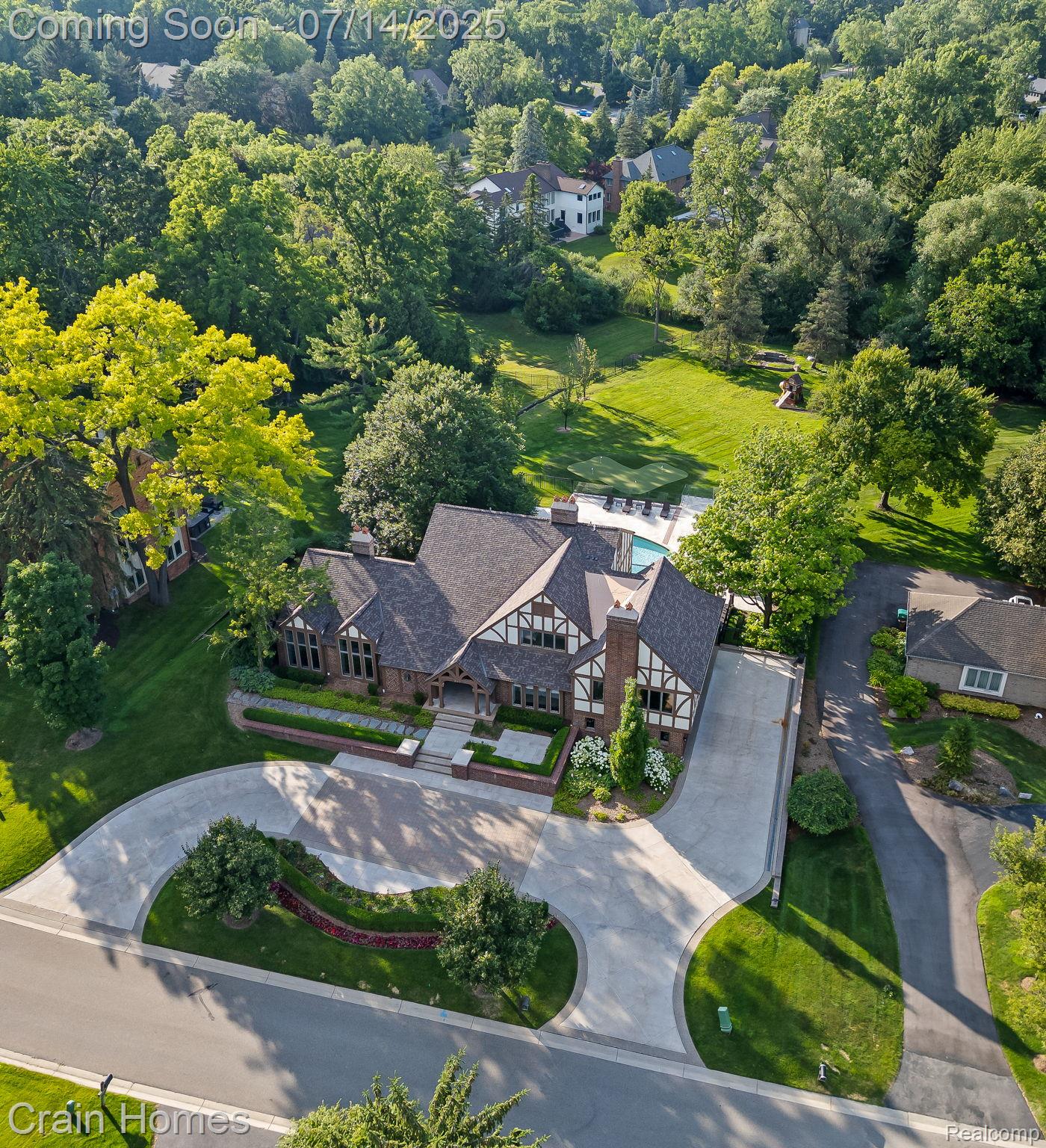 260 Woodwind Drive