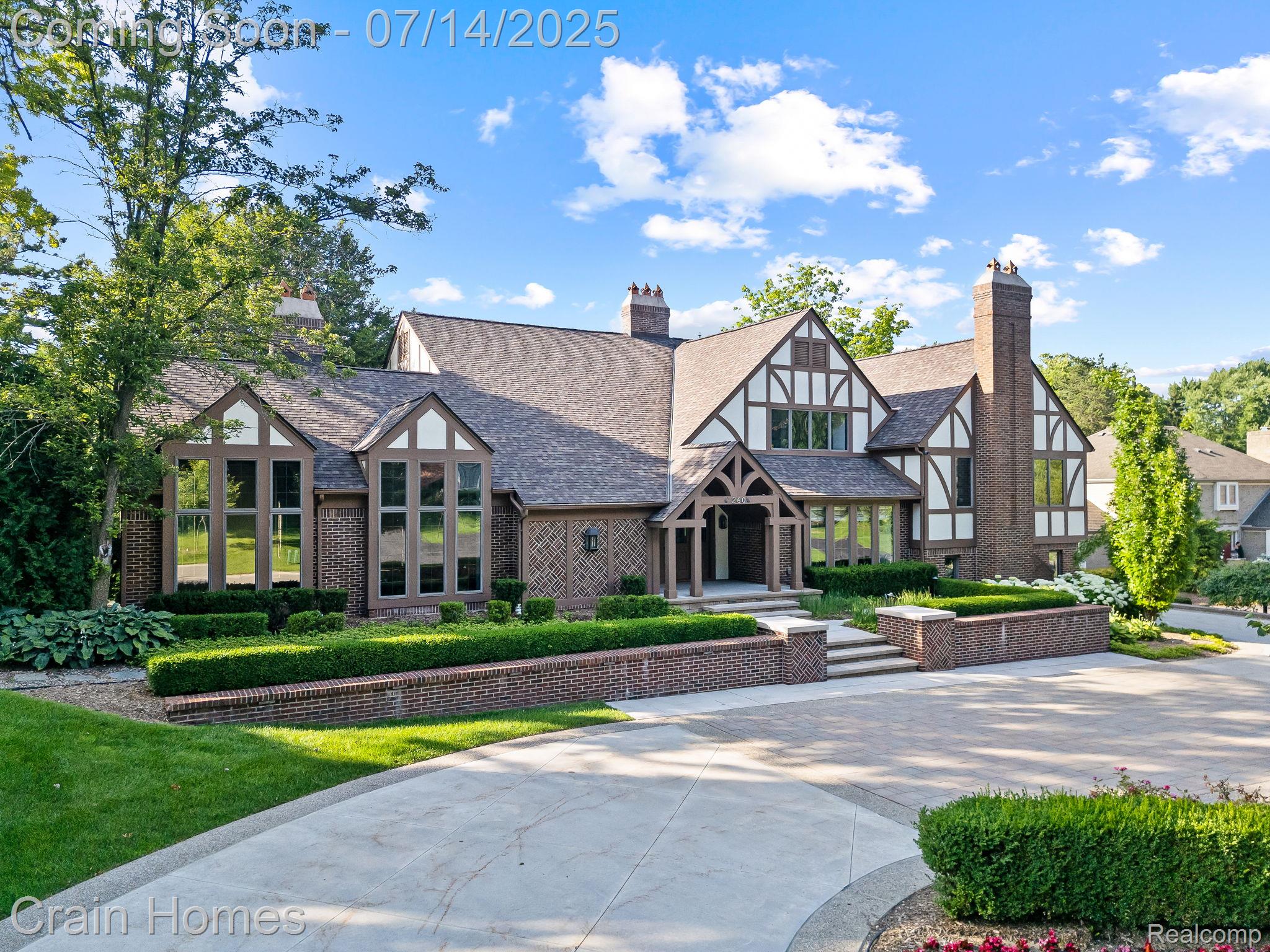 260 Woodwind Drive