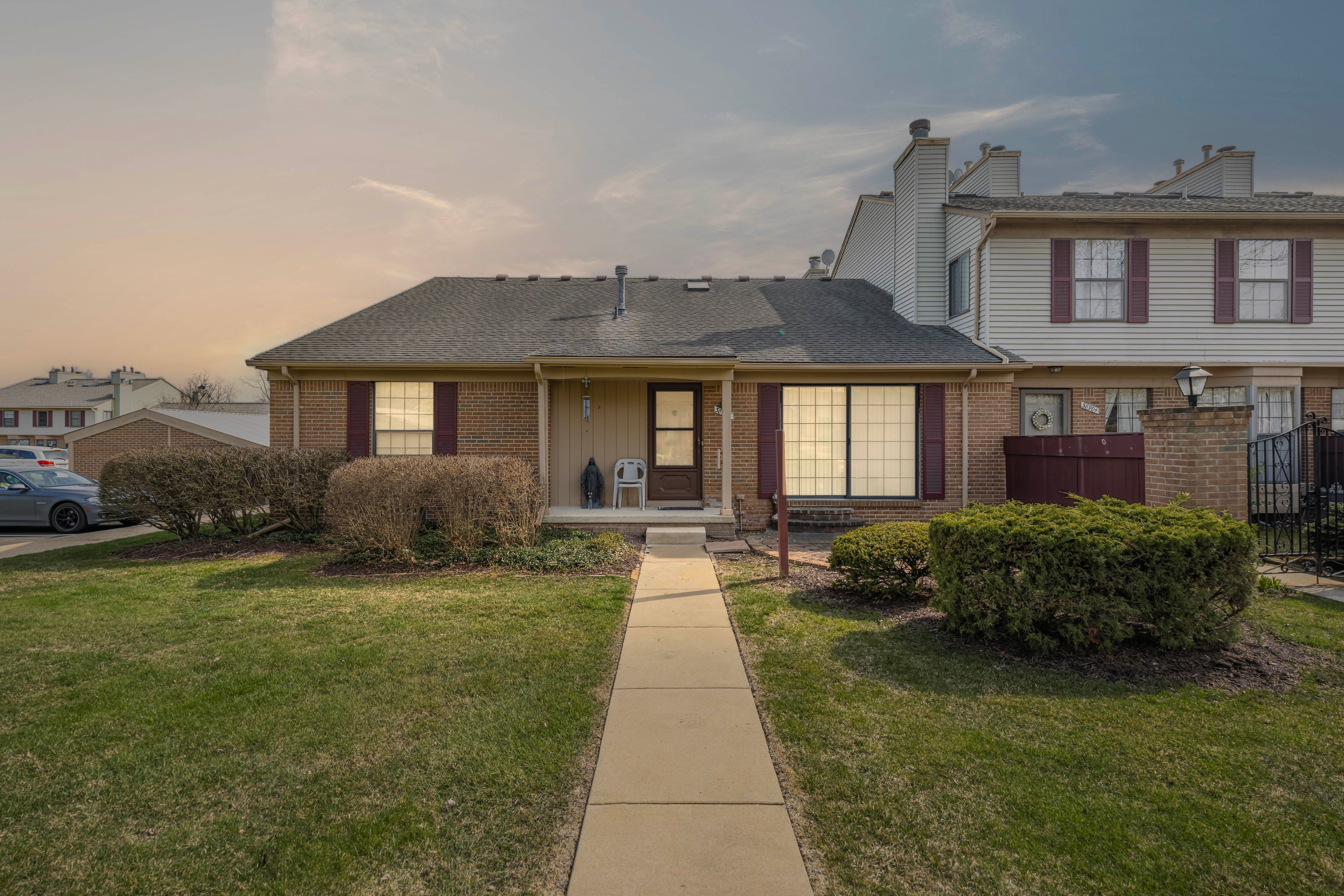 38906 COUNTRY Circle