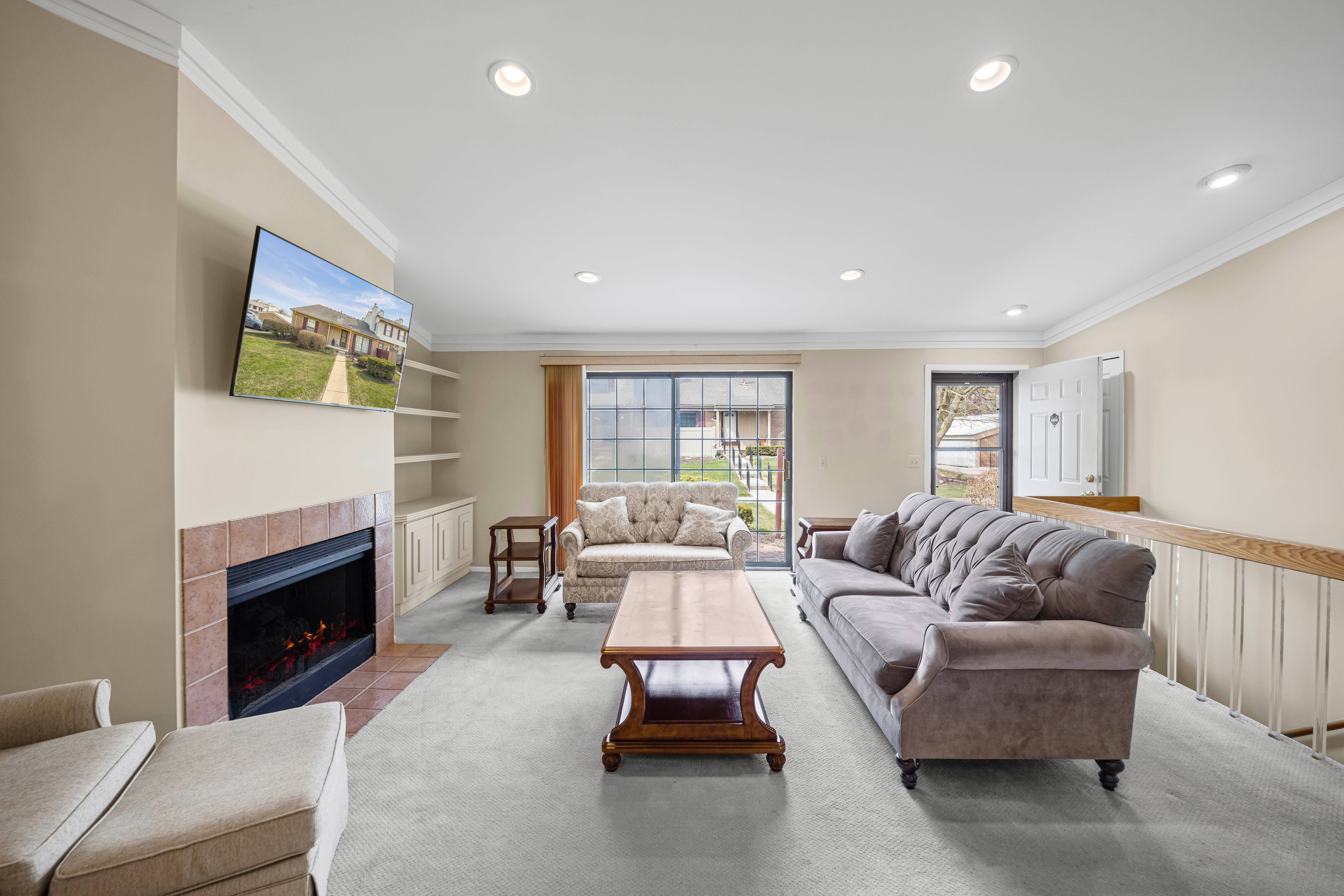 38906 COUNTRY Circle