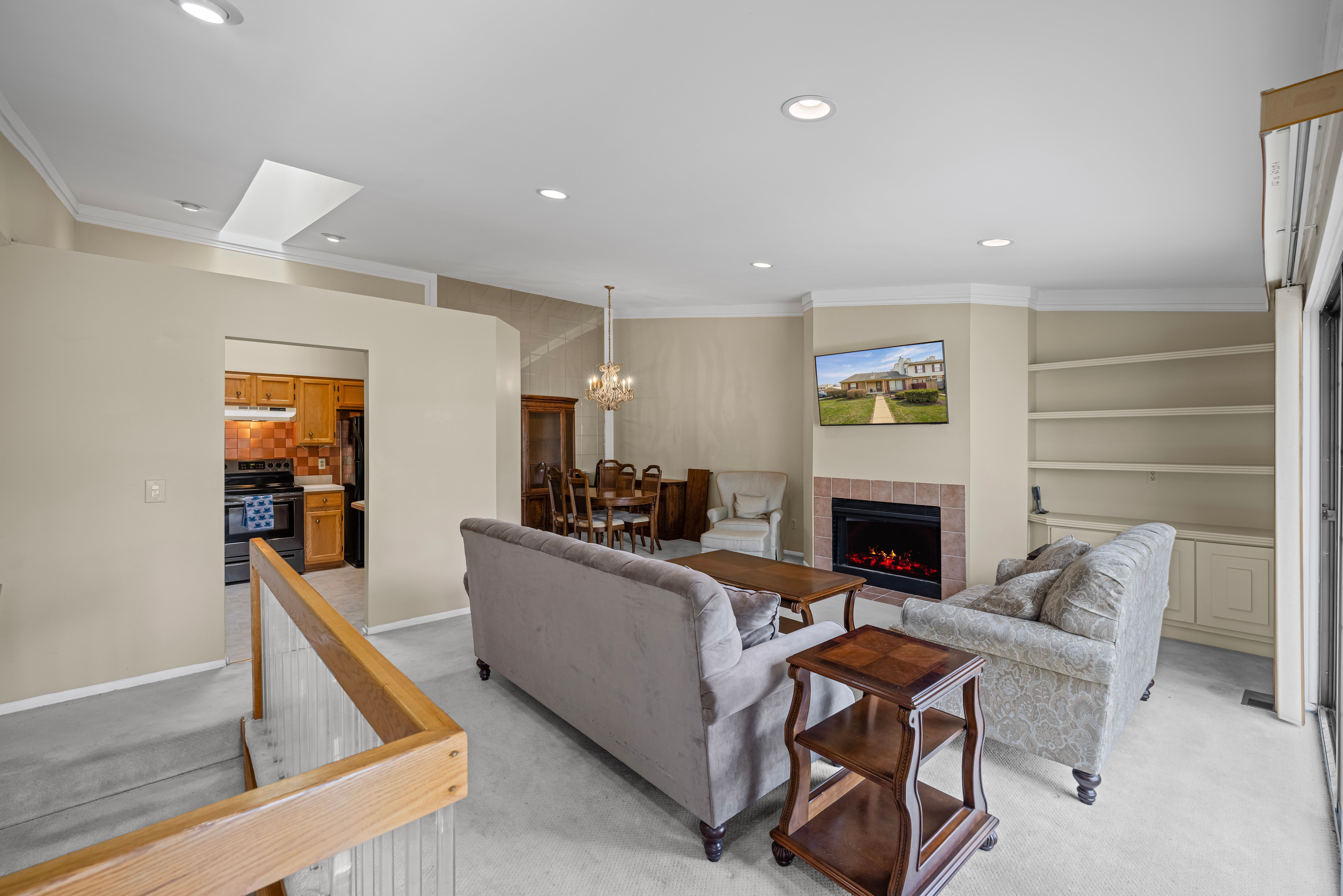 38906 COUNTRY Circle