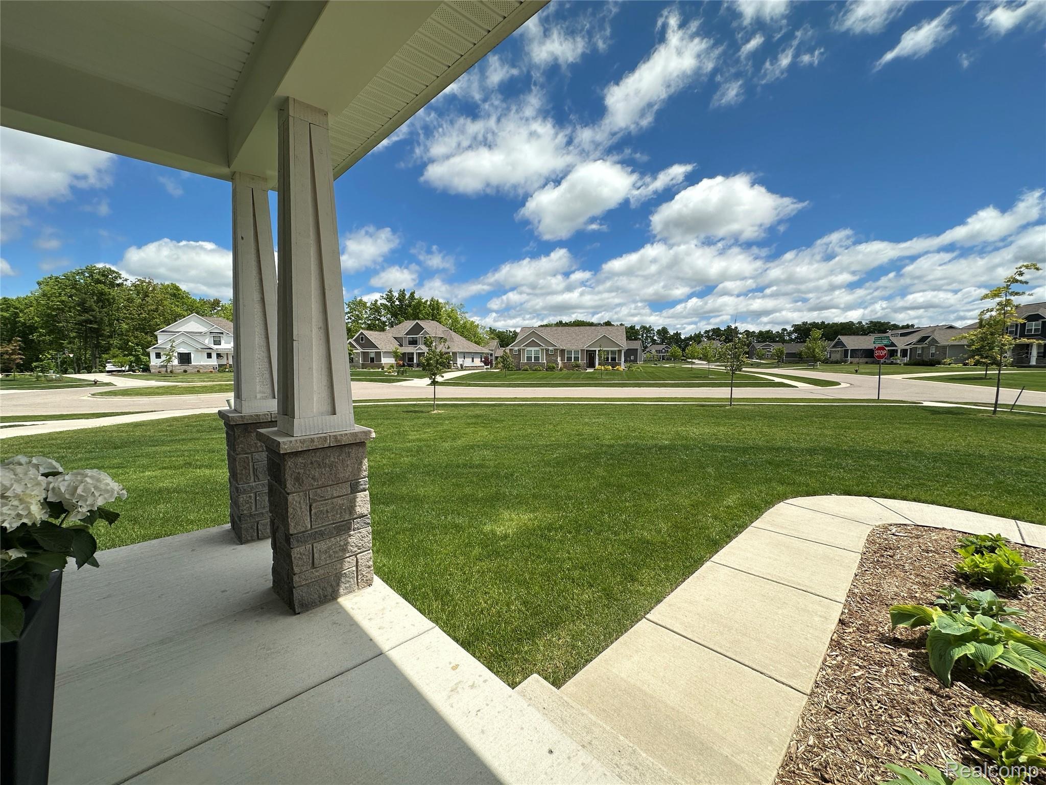 2321 CYPRESS POINT