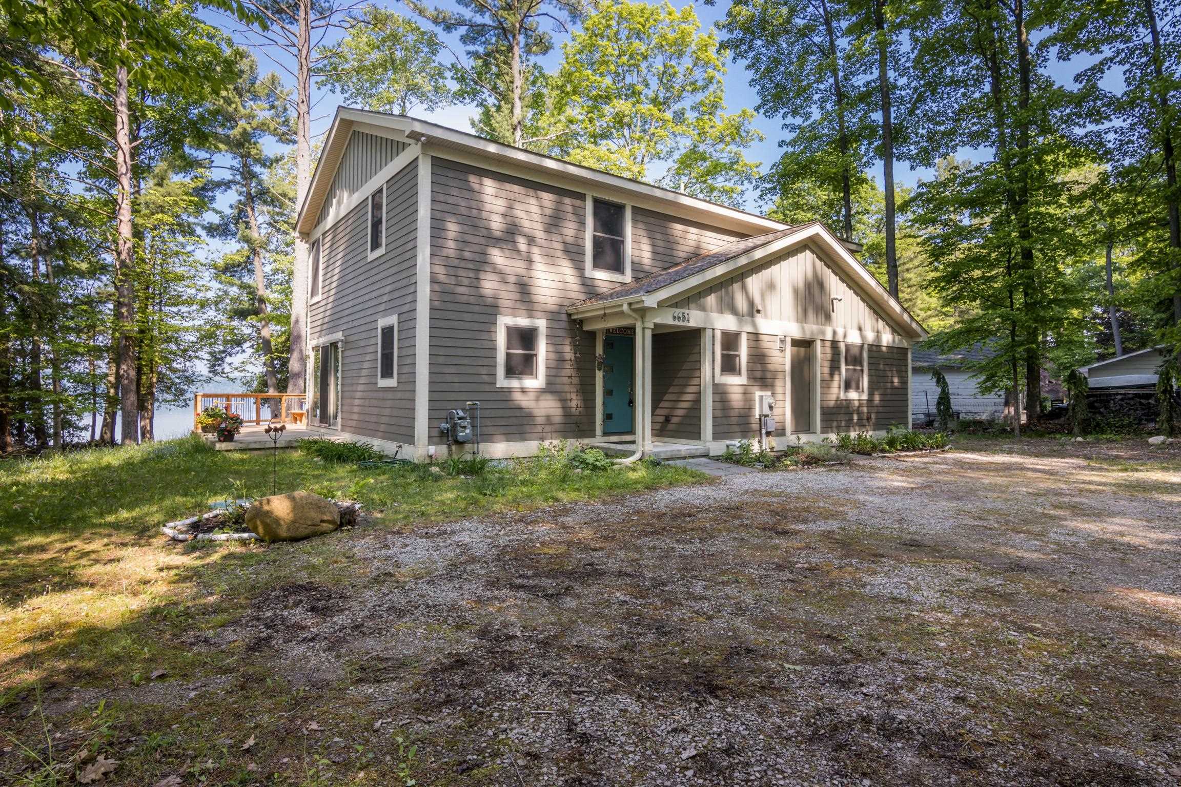 6654 S East Torch Lake Drive