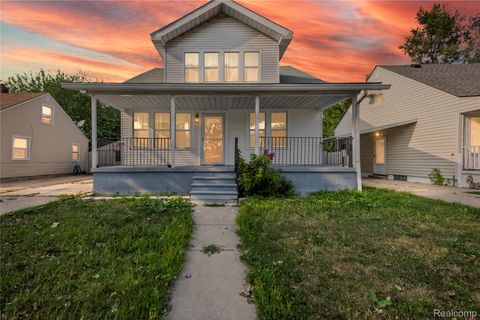 8419 Paige Avenue Warren City MI 48089