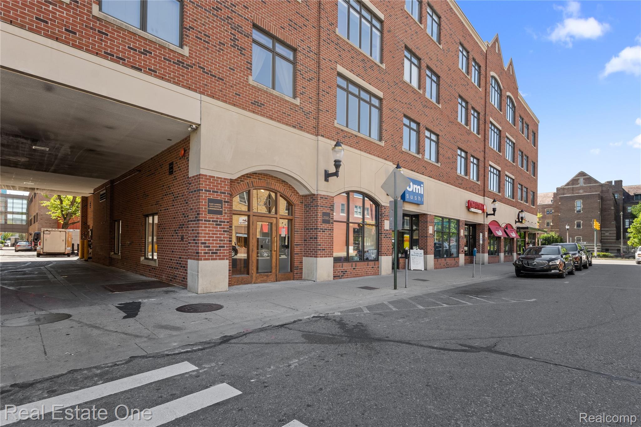 220 MAC Avenue 313