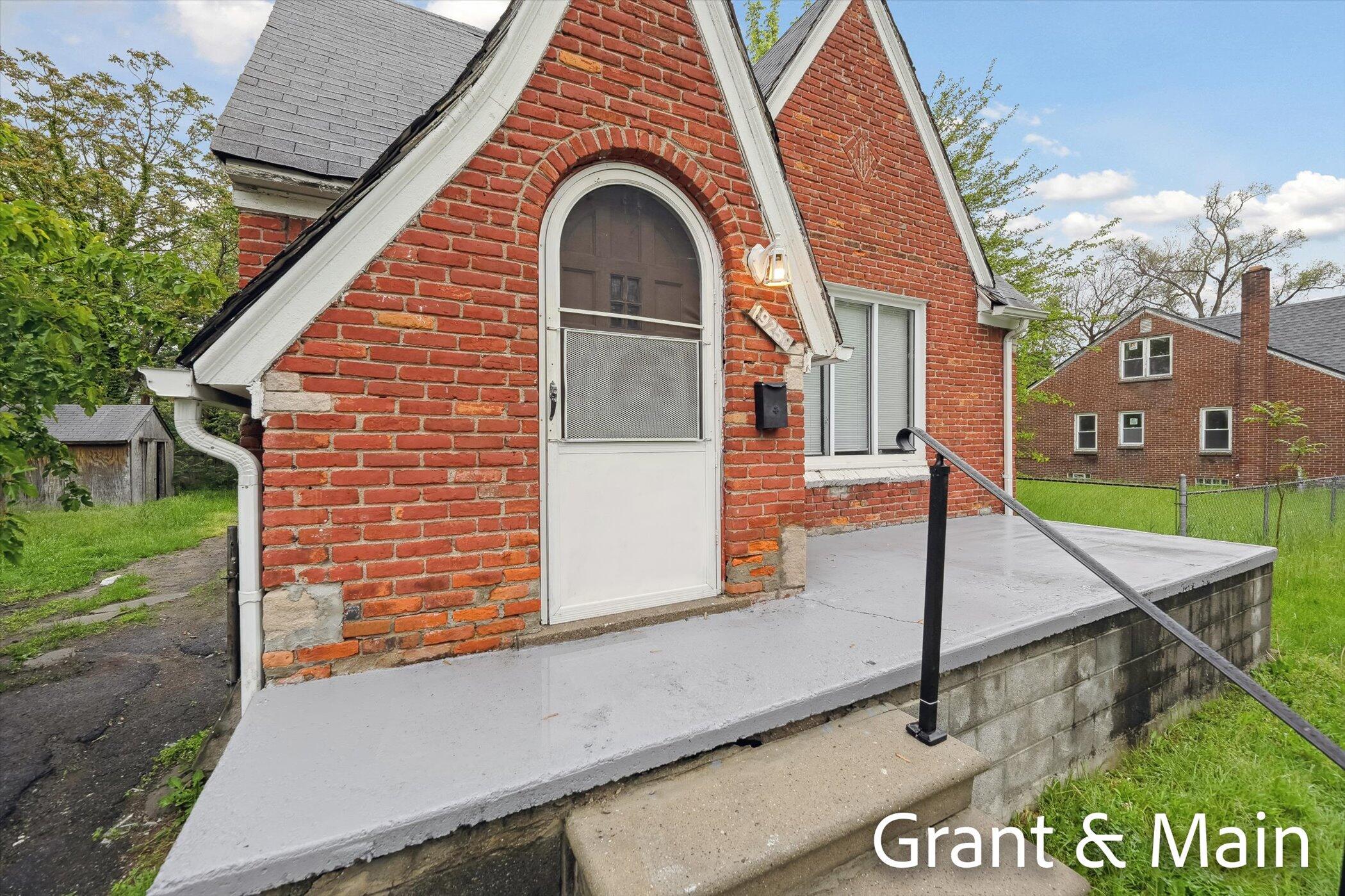 19250 Charest Street