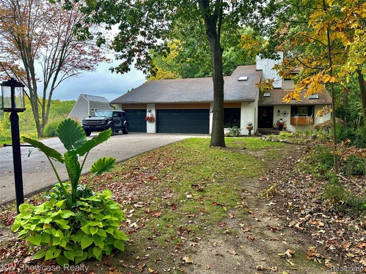 1510 MILFORD HILLS DR, MILFORD, MI 48381 - Image db11cbfb88d731d16a2a0ee2b4ecefbf/1324351360