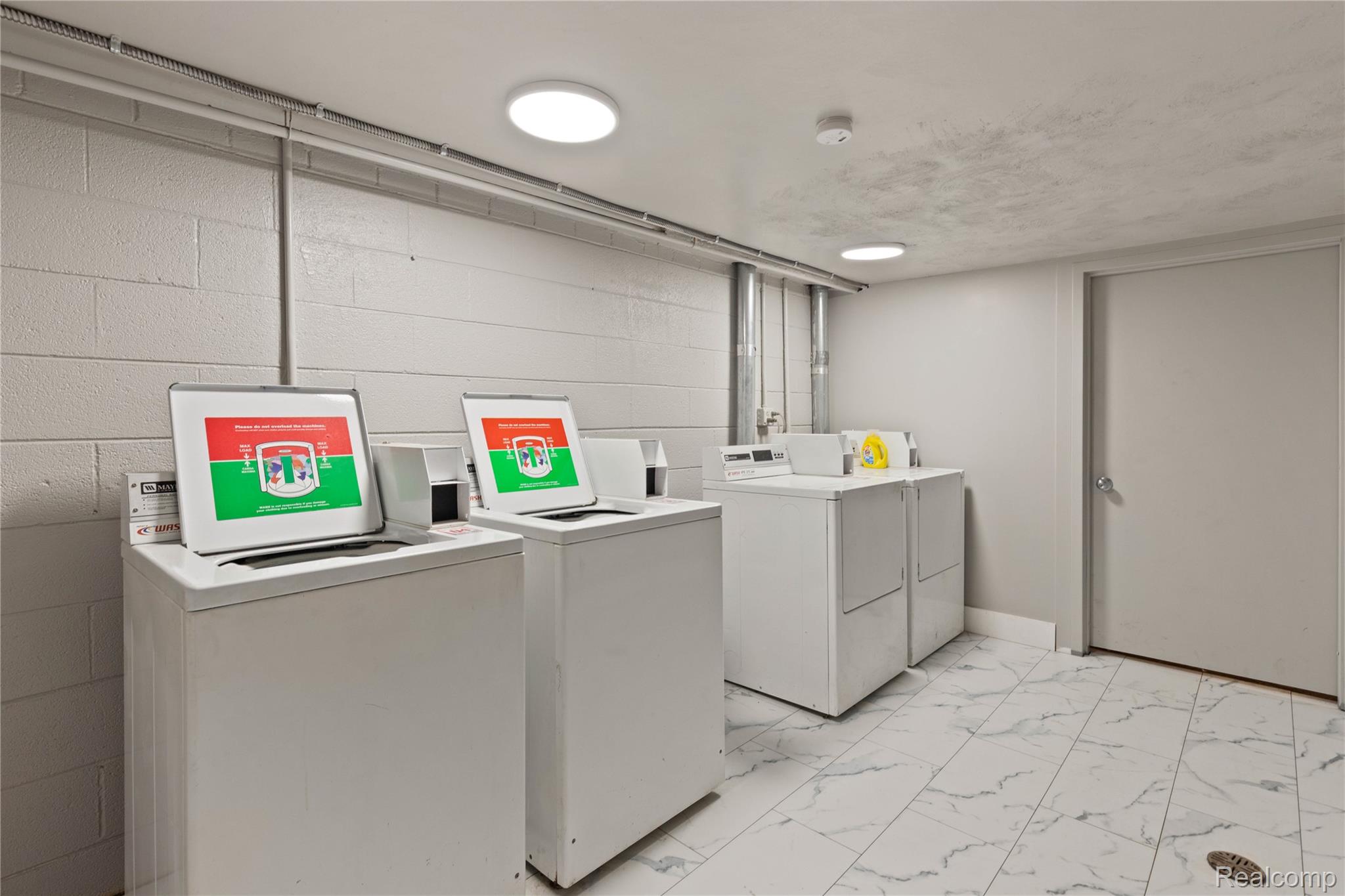 Detroit City, Michigan 48224, United States, 46 Bedrooms Bedrooms, ,2 BathroomsBathrooms,Residential,Active,223687