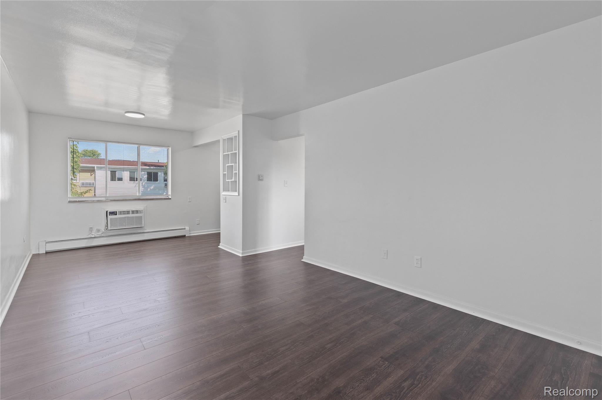 Detroit City, Michigan 48224, United States, 46 Bedrooms Bedrooms, ,2 BathroomsBathrooms,Residential,Active,223687