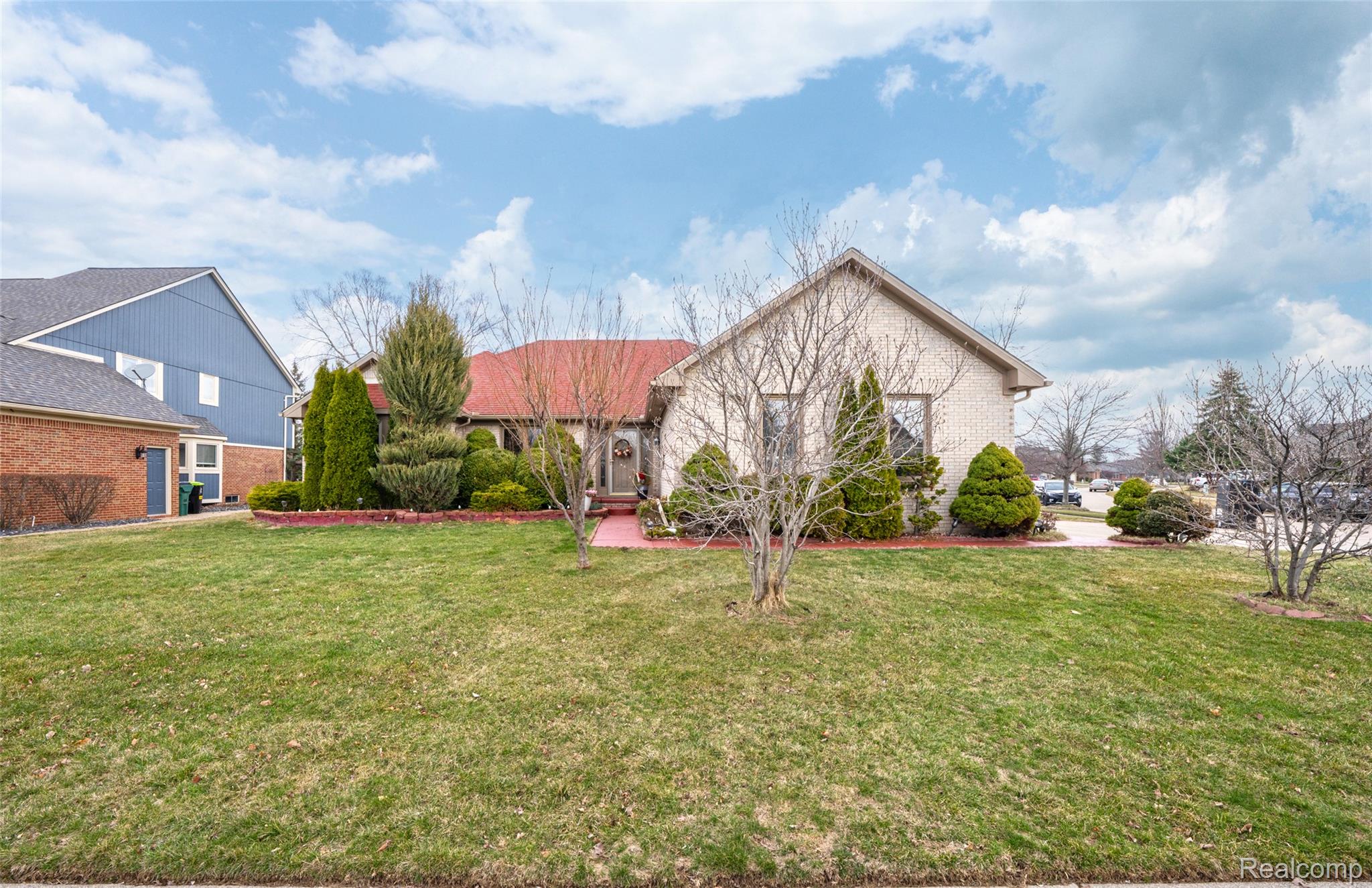 47310 Beacon Square Drive