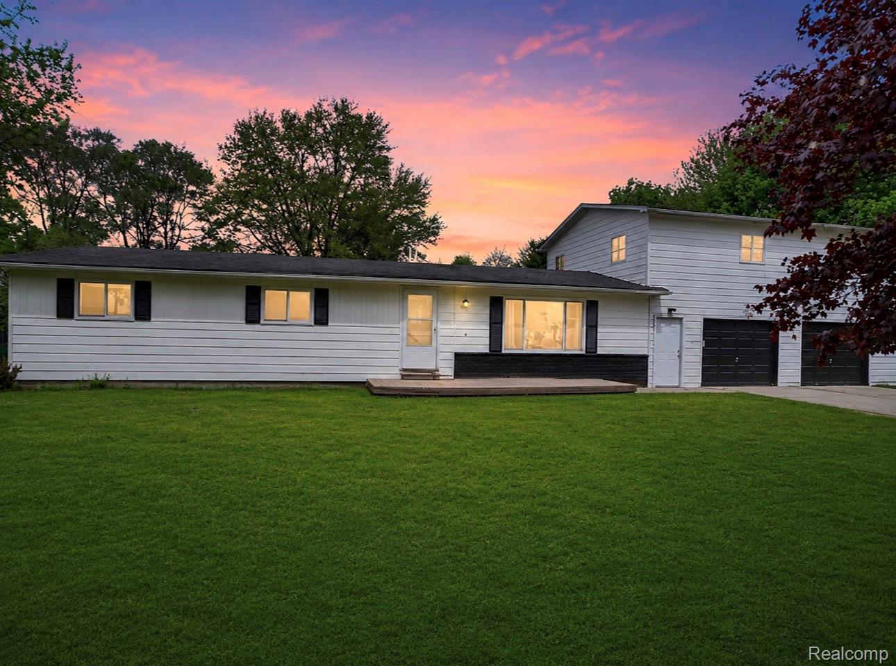 138 W Hunters Creek Road